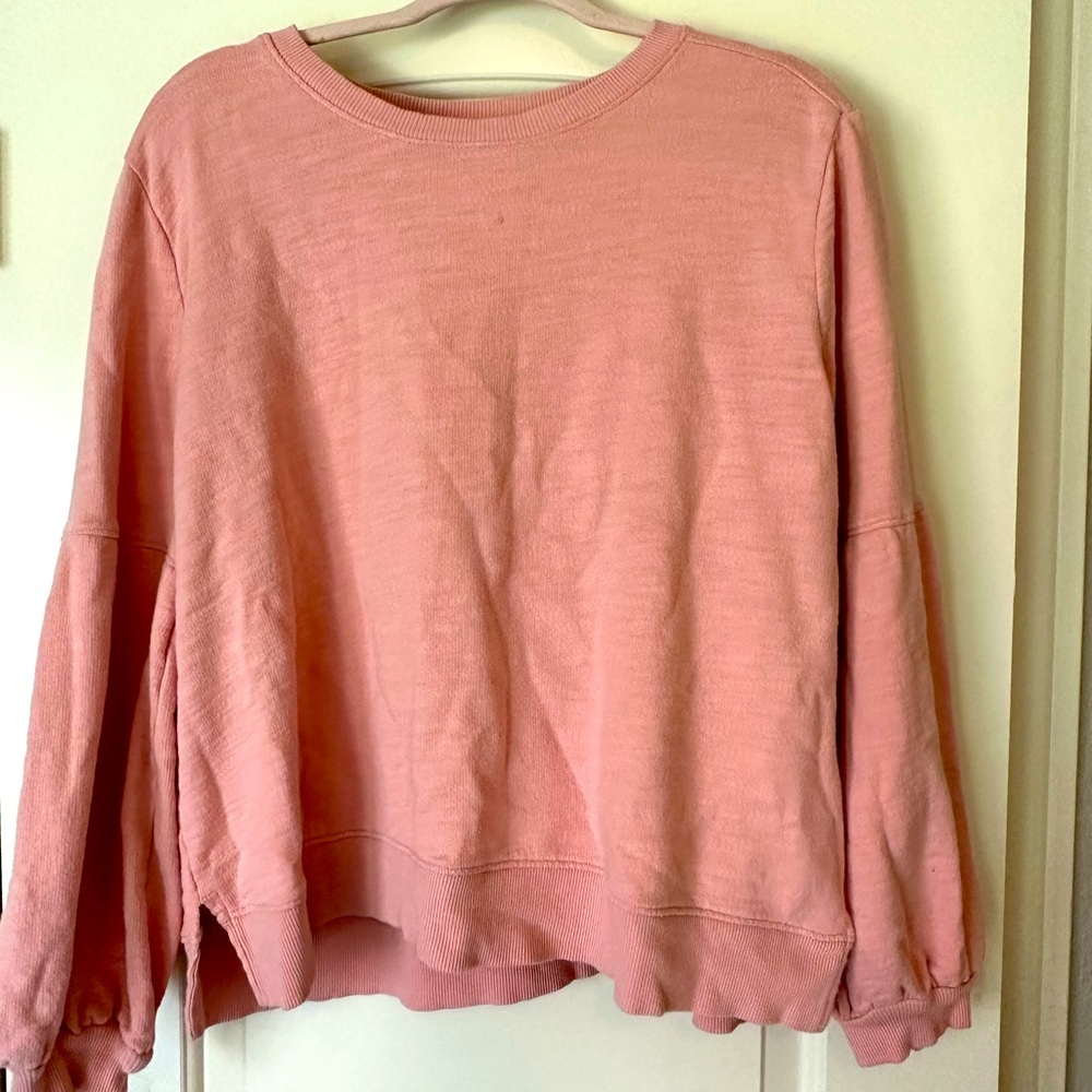 Time and True Crewneck Sweater. Size: XL Color: Salmon Pink